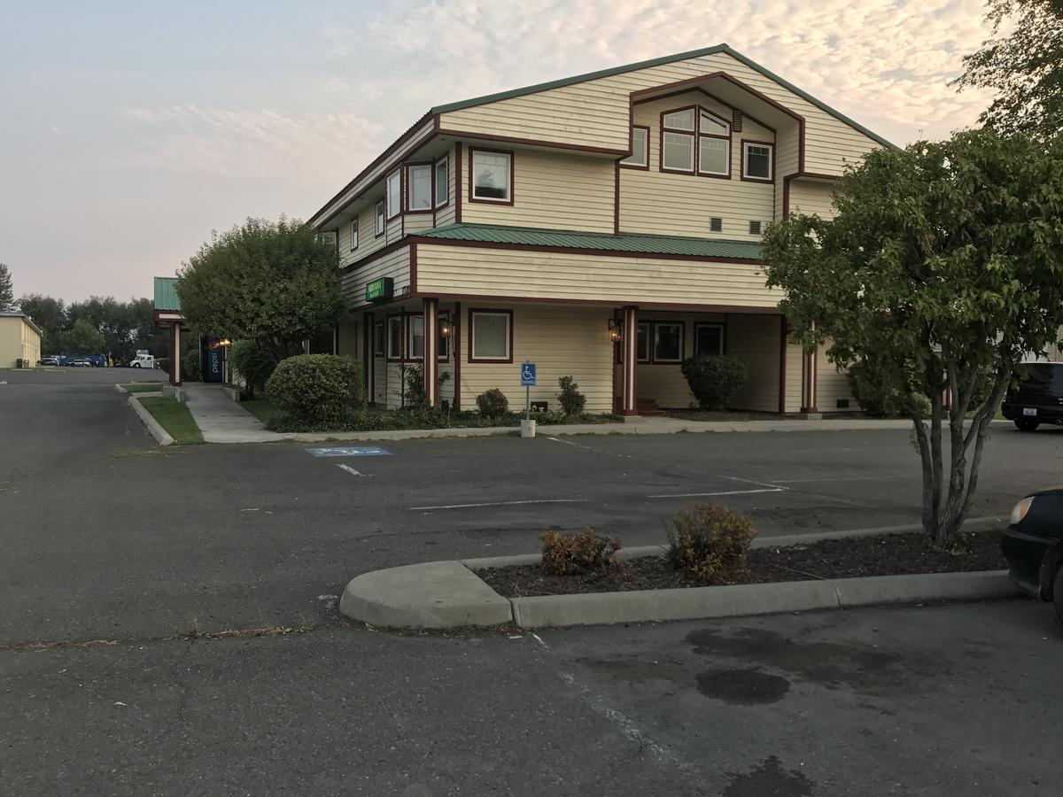 Nirvana Inn & Grill Ellensburg Exterior foto
